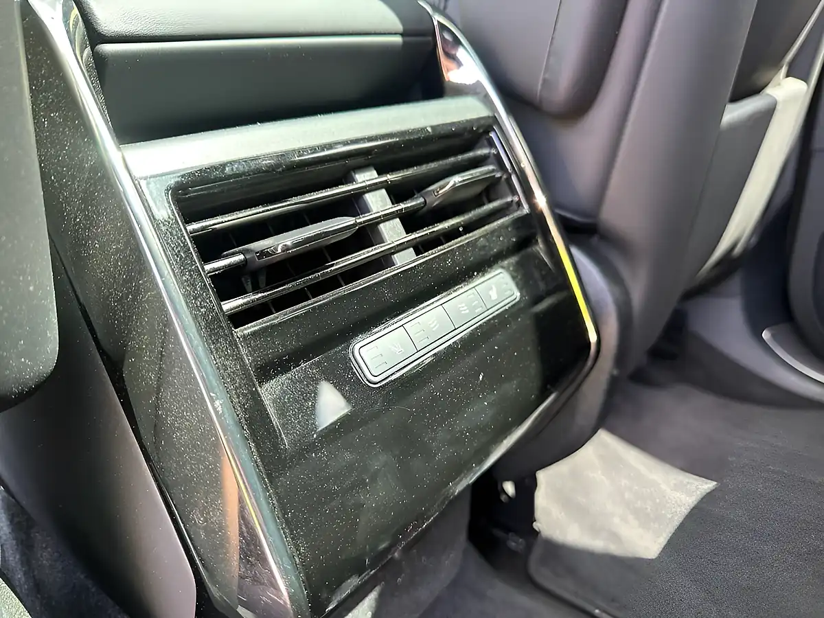 Used 2023 Land Rover Range Rover Sport Dynamic Se Charente Grey - Interior and Exterior details 8