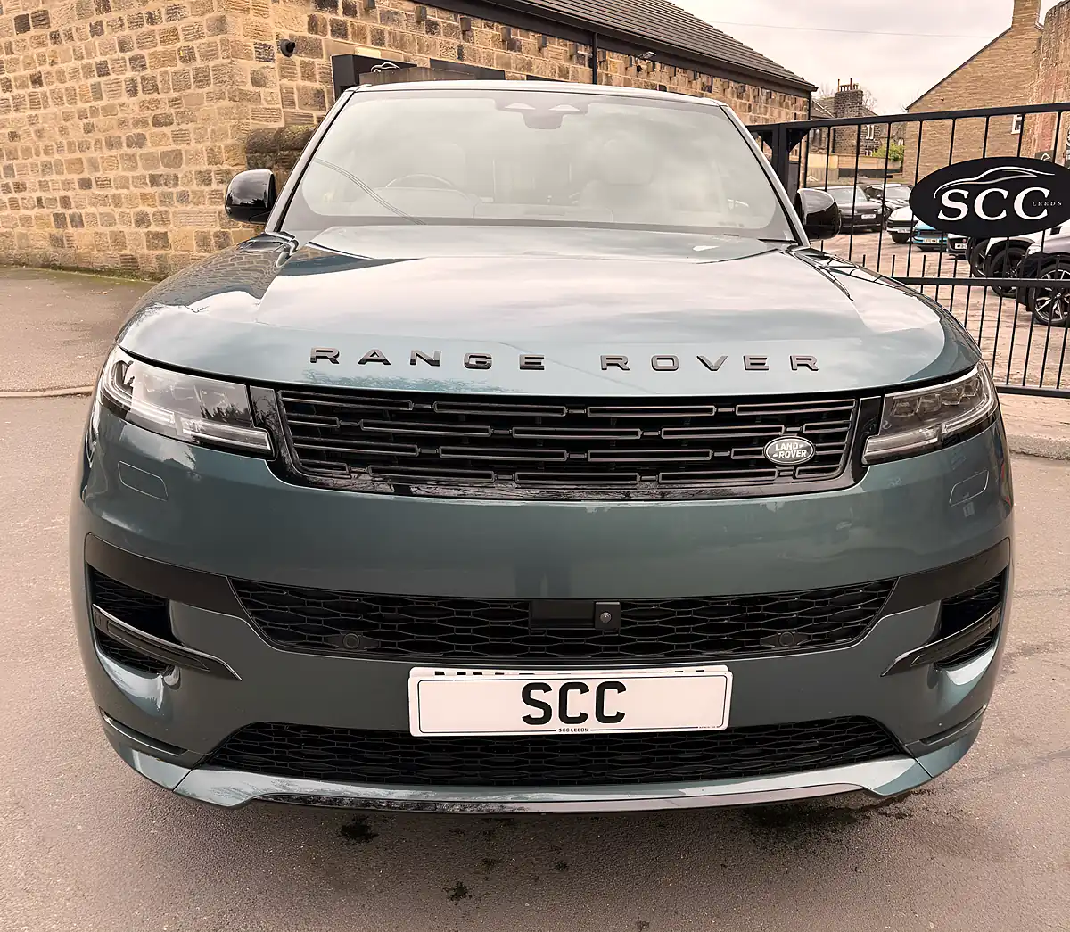 Used 2023 Land Rover Range Rover Sport Dynamic Se Giola Green - Interior and Exterior details 6