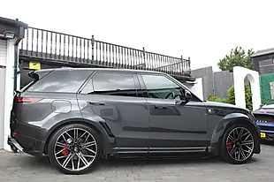 Used 2023 Land Rover Range Rover Sport Dynamic Se Grey - Interior and Exterior details 3