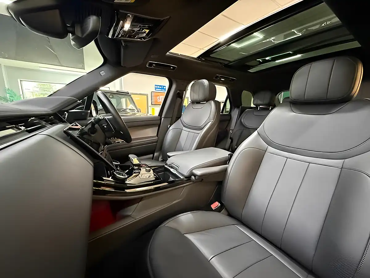 Used 2023 Land Rover Range Rover Sport Dynamic Se Grey - Interior and Exterior details 19