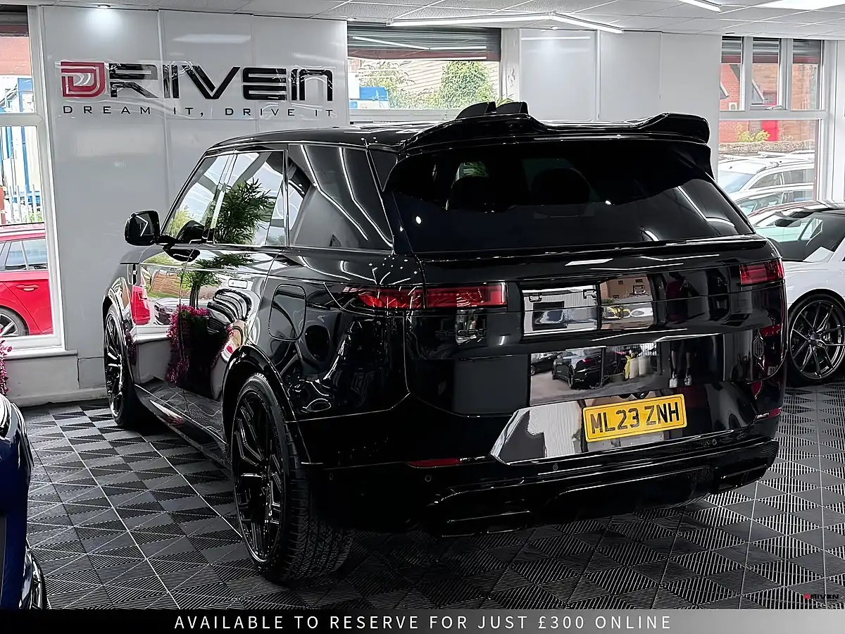 Used 2023 Land Rover Range Rover Sport Dynamic Se Santorini Black - Interior and Exterior details 8