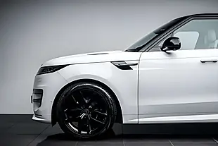 Used 2023 Land Rover Range Rover Sport Dynamic Se White - Interior and Exterior details 13