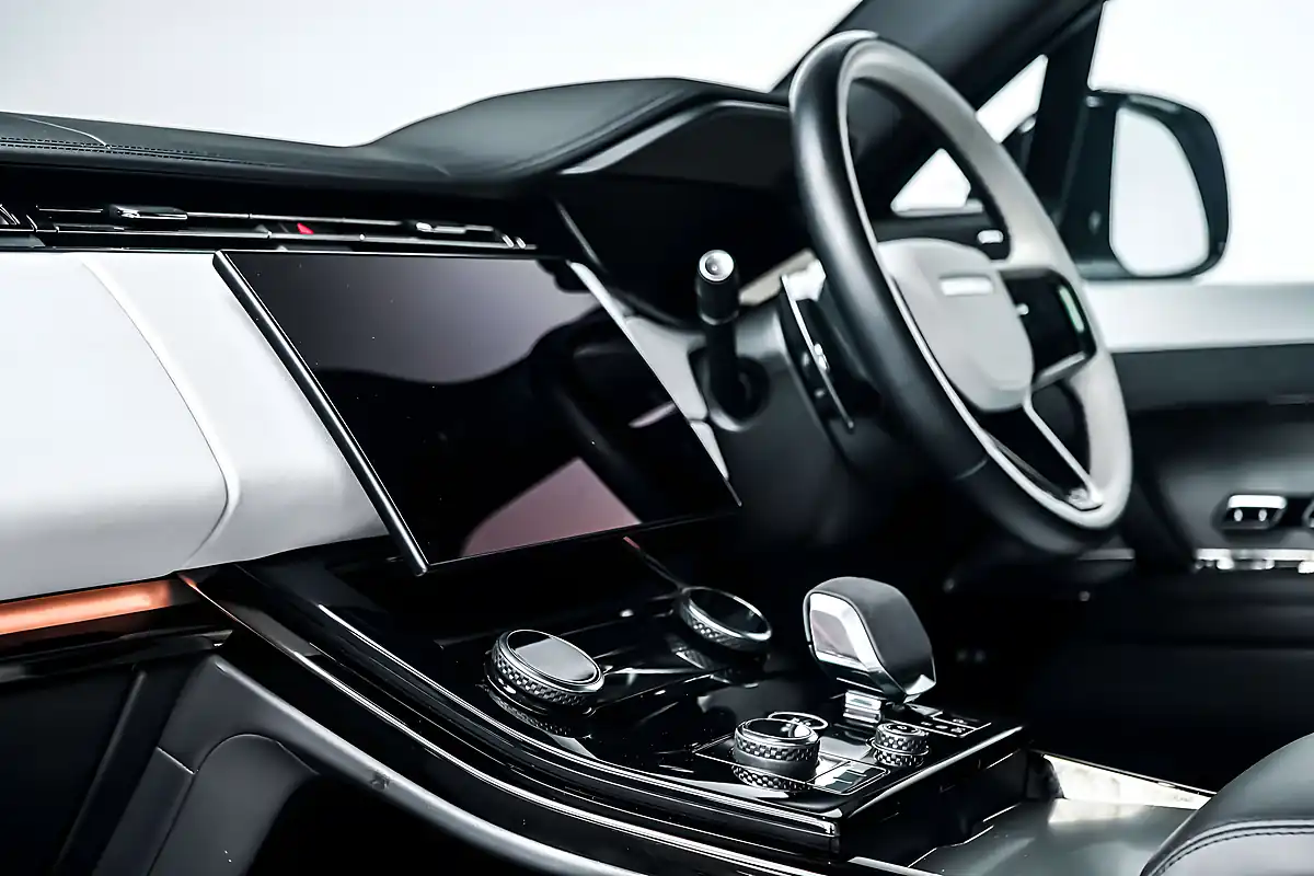 Used 2023 Land Rover Range Rover Sport Dynamic Se White - Interior and Exterior details 20