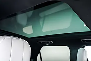 Used 2023 Land Rover Range Rover Sport Dynamic Se White - Interior and Exterior details 3