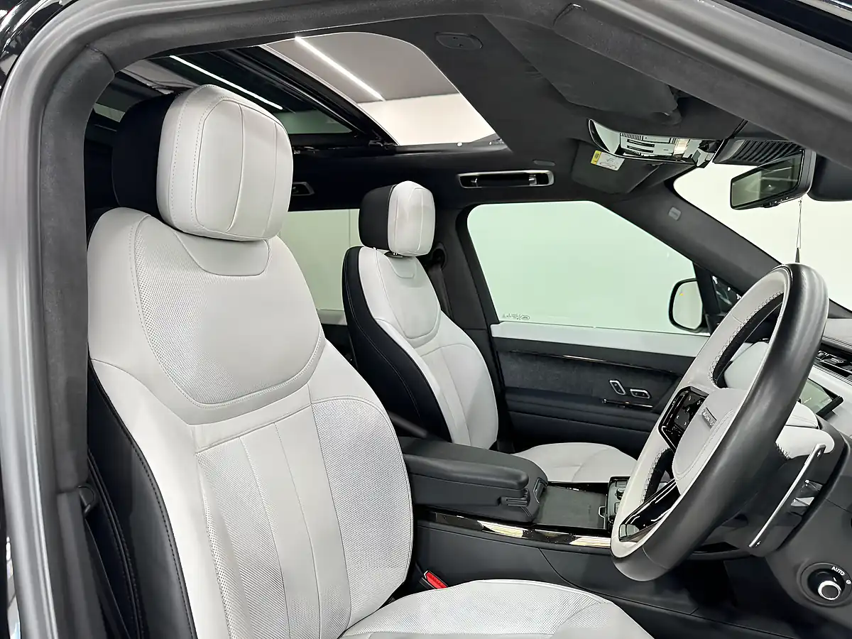 Used 2023 Land Rover Range Rover Sport First Edition Santorini Black - Interior and Exterior details 9