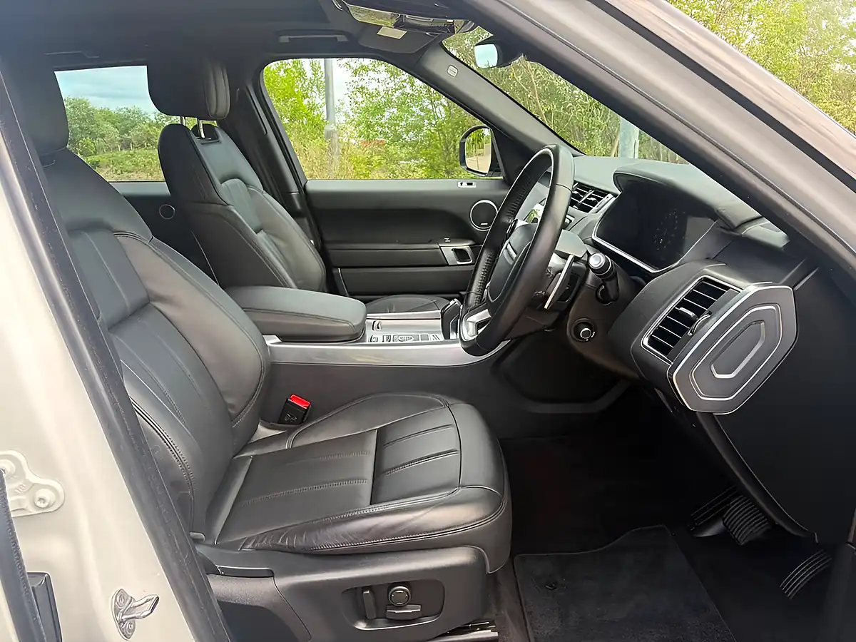 Used 2023 Land Rover Range Rover Sport Hse White - Interior and Exterior details 16
