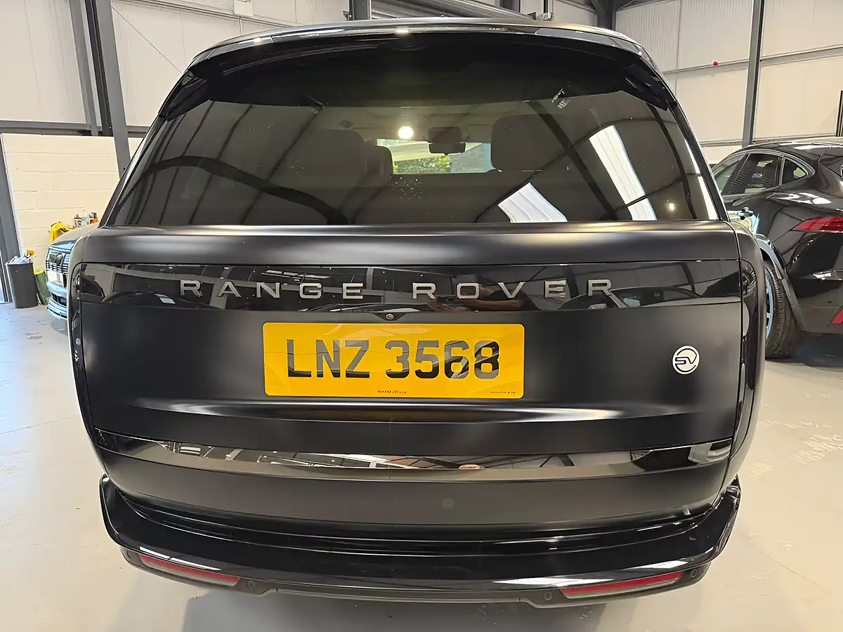 Used 2023 Land Rover Range Rover Sv Black - Interior and Exterior details 5