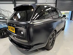 Used 2023 Land Rover Range Rover Sv Black - Interior and Exterior details 7