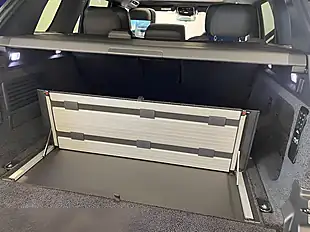 Used 2023 Land Rover Range Rover Sv Blue - Interior and Exterior details 18