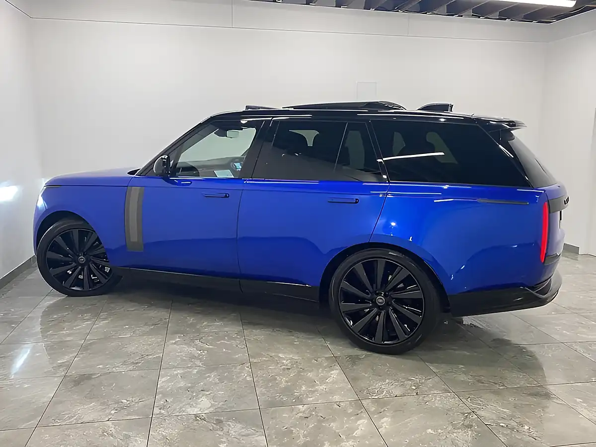 Used 2023 Land Rover Range Rover Sv Blue - Interior and Exterior details 6