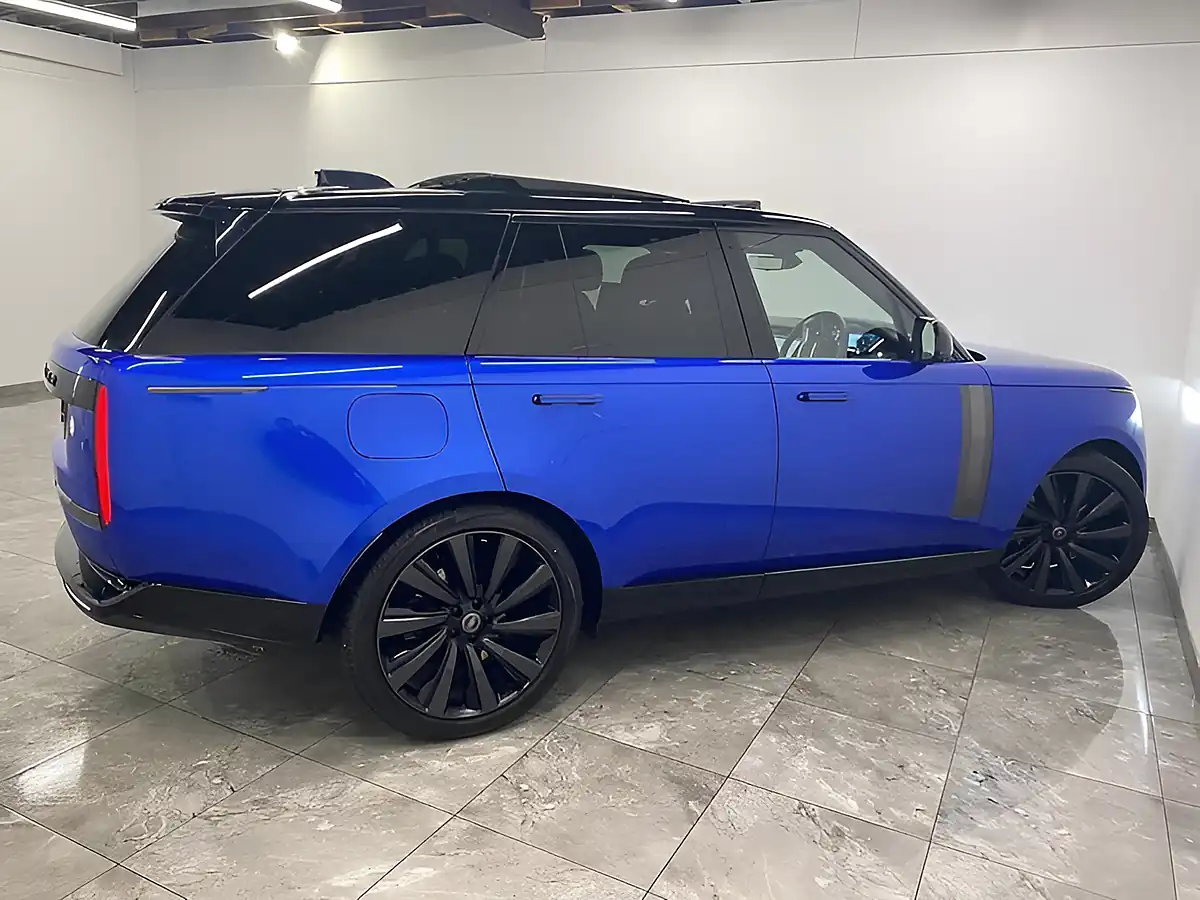 Used 2023 Land Rover Range Rover Sv Blue - Interior and Exterior details 8