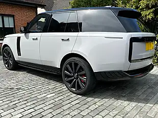 Used 2023 Land Rover Range Rover Sv Borasco Grey - Interior and Exterior details 4