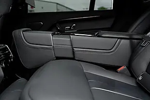 Used 2023 Land Rover Range Rover Sv Lwb Santorini Black Metallic - Interior and Exterior details 13