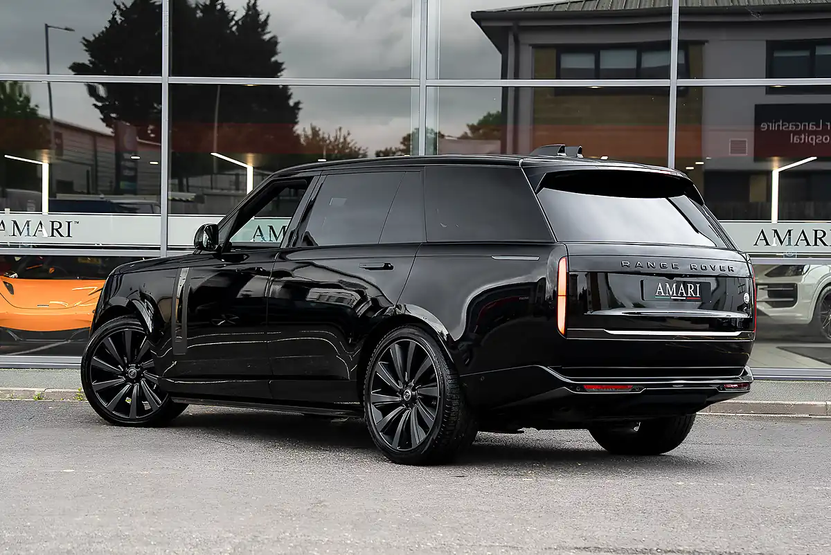 Used 2023 Land Rover Range Rover Sv Lwb Santorini Black Metallic - Interior and Exterior details 3