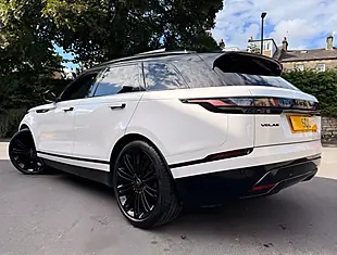 Used 2023 Land Rover Range Rover Velar Dynamic Hse Ostuni Pearl White - Interior and Exterior details 7