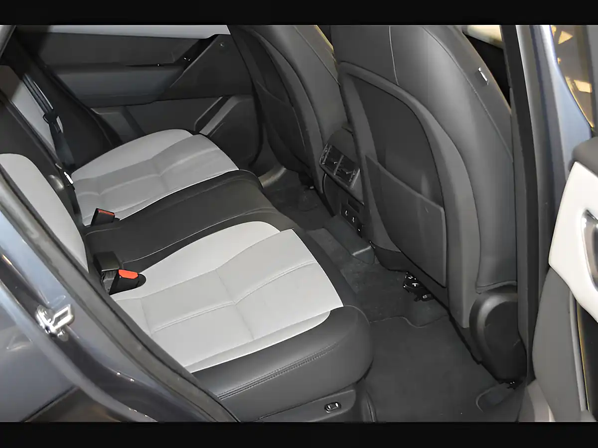 Used 2023 Land Rover Range Rover Velar Dynamic Hse Varesine Blue - Interior and Exterior details 12