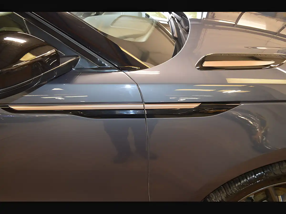 Used 2023 Land Rover Range Rover Velar Dynamic Hse Varesine Blue - Interior and Exterior details 16