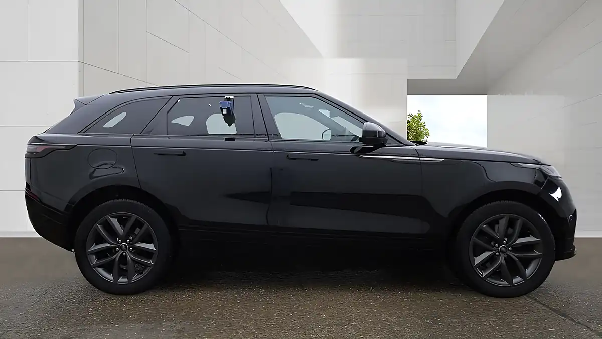 Used 2023 Land Rover Range Rover Velar Dynamic Se Black - Interior and Exterior details 5