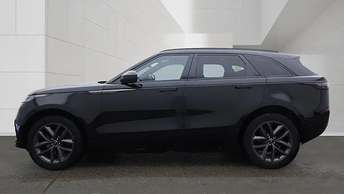 Used 2023 Land Rover Range Rover Velar Dynamic Se Black - Interior and Exterior details 6
