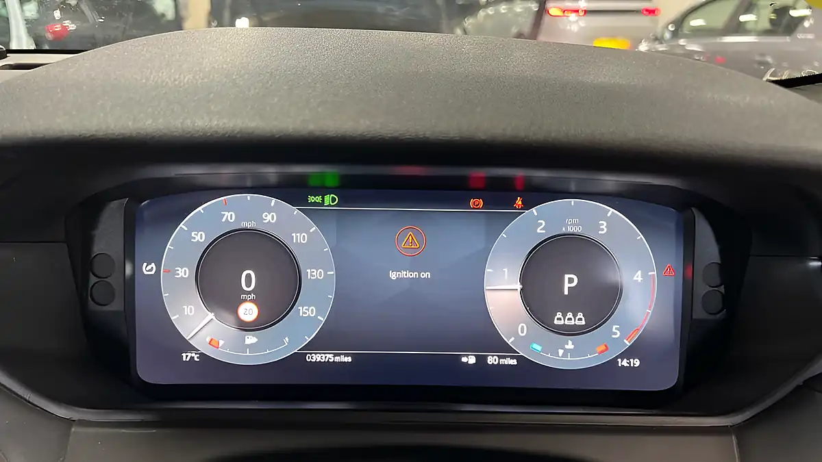 Used 2023 Land Rover Range Rover Velar Dynamic Se Black - Interior and Exterior details 9