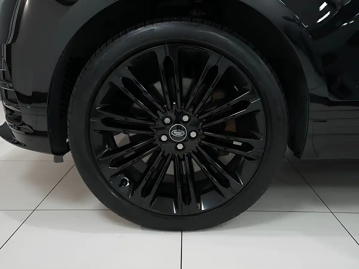 Used 2023 Land Rover Range Rover Velar Dynamic Se Santorini Black - Interior and Exterior details 5