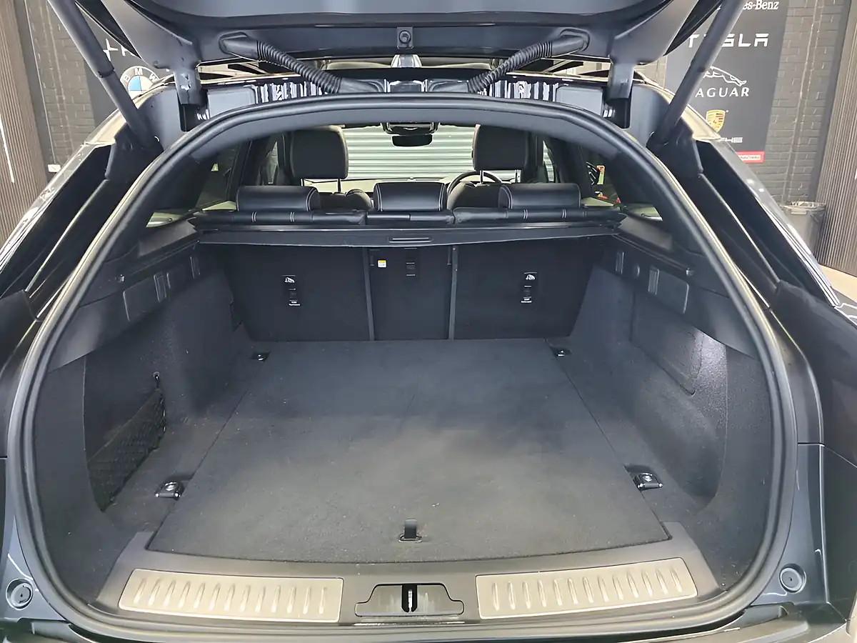Used 2023 Land Rover Range Rover Velar Edition Carpathian Grey - Interior and Exterior details 20
