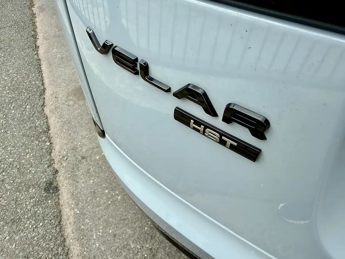 Used 2023 Land Rover Range Rover Velar Hst Arroios Grey - Interior and Exterior details 13