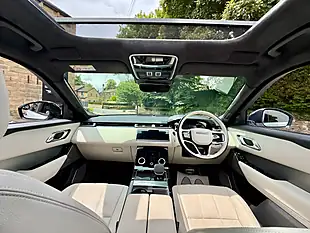 Used 2023 Land Rover Range Rover Velar Hst Arroios Grey - Interior and Exterior details 14