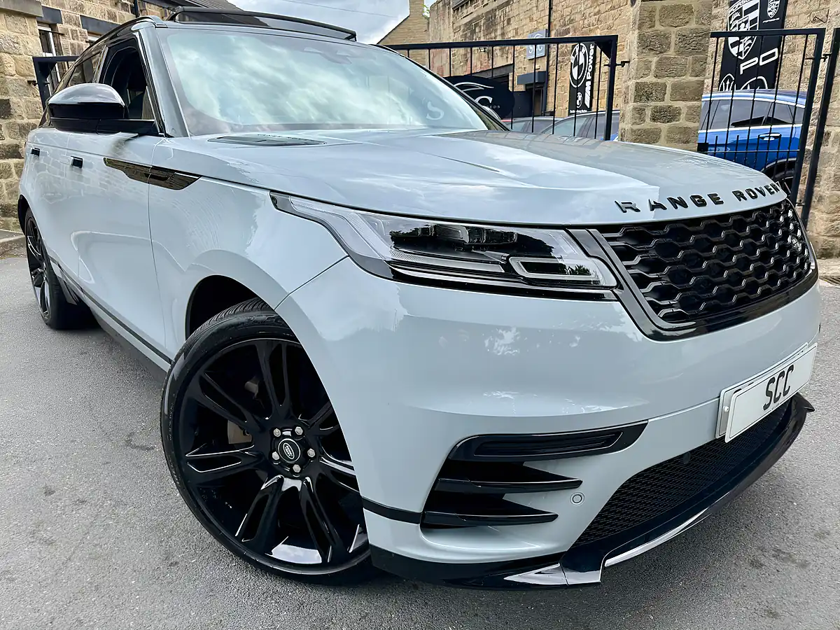 Used 2023 Land Rover Range Rover Velar Hst Arroios Grey - Interior and Exterior details 5