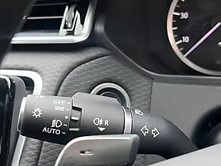 Used 2023 Land Rover Range Rover Velar R-Dynamic S White - Interior and Exterior details 18