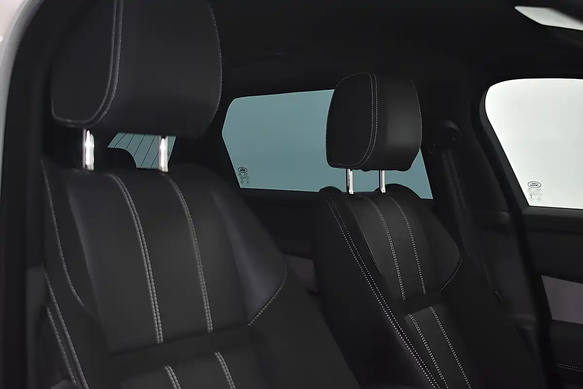 Used 2023 Land Rover Range Rover Velar R-Dynamic Se Bronze - Interior and Exterior details 18