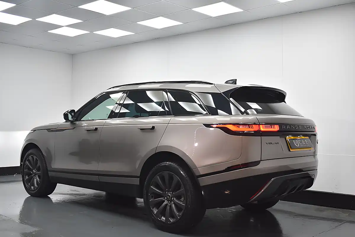 Used 2023 Land Rover Range Rover Velar R-Dynamic Se Bronze - Interior and Exterior details 4