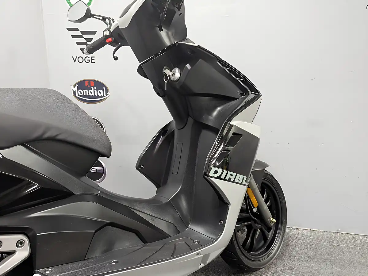 Used 2023 Lexmoto Diablo Grey/Black - Interior and Exterior details 6