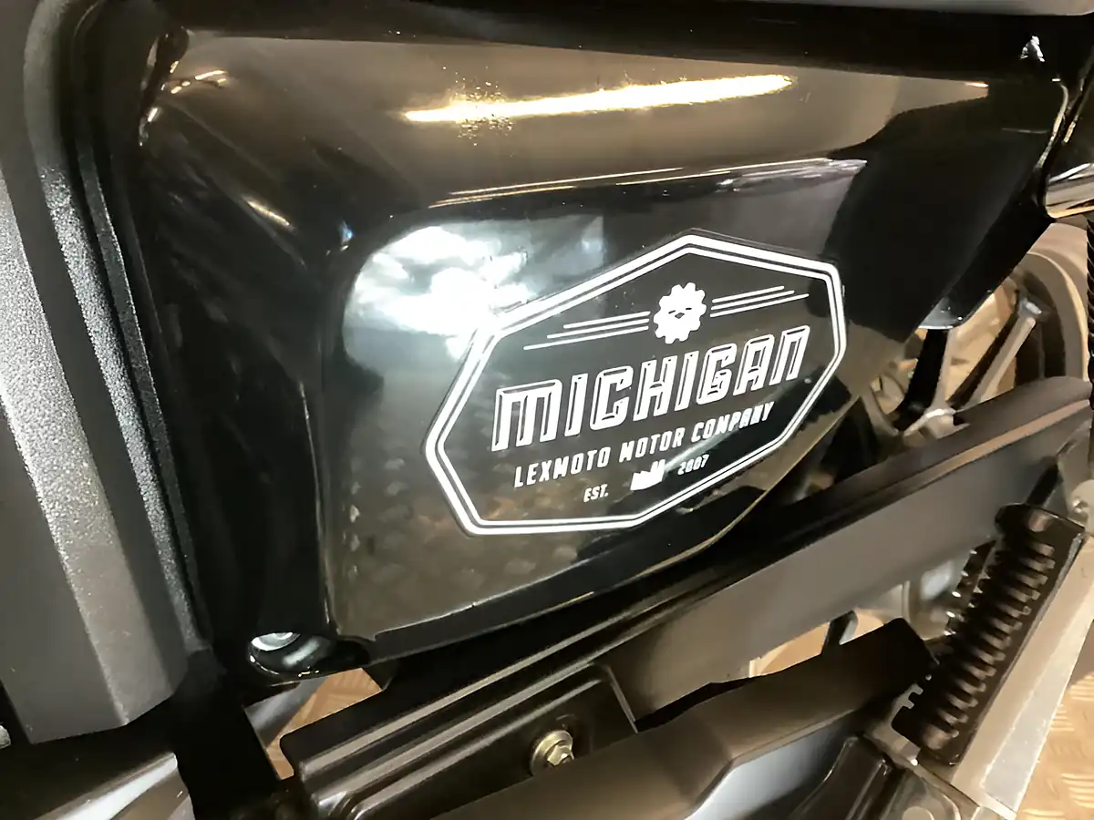 Used 2023 Lexmoto Michigan Black - Interior and Exterior details 14