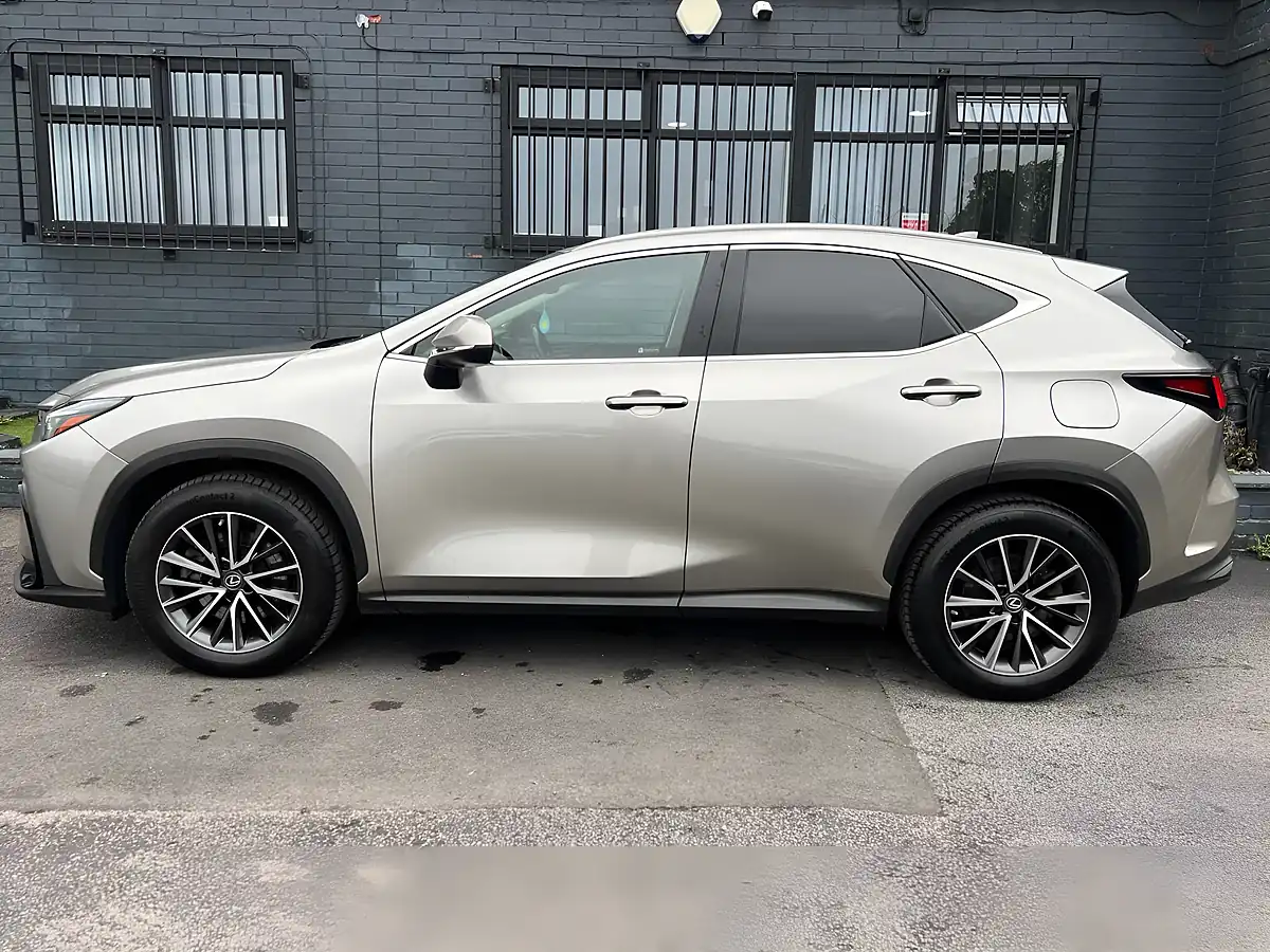 Used 2023 Lexus Nx Silver - Interior and Exterior details 4