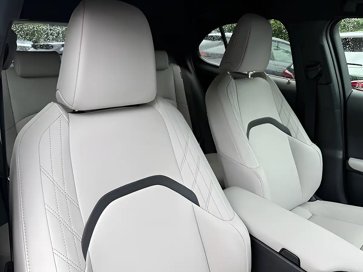 Used 2023 Lexus Ux F Sport Design Black - Interior and Exterior details 4