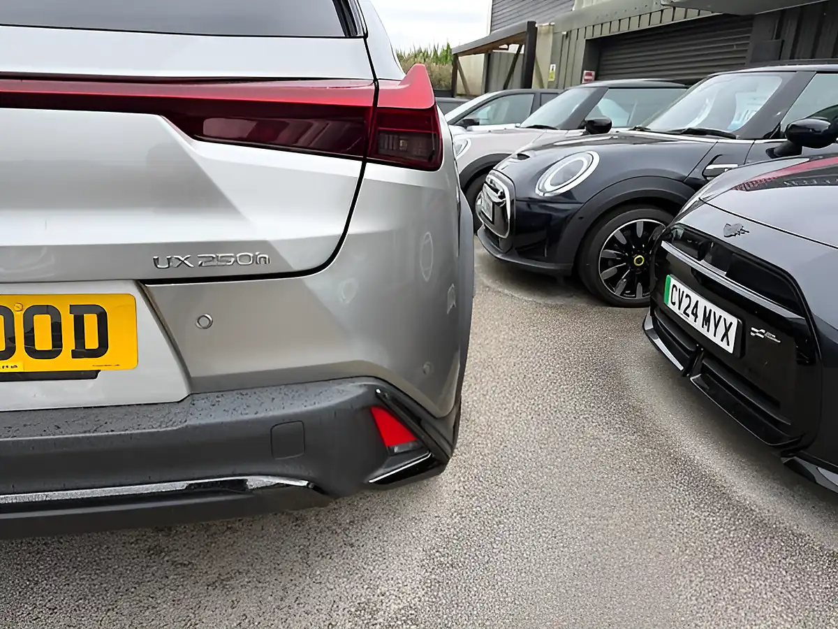 Used 2023 Lexus Ux F Sport Design Silver - Interior and Exterior details 10