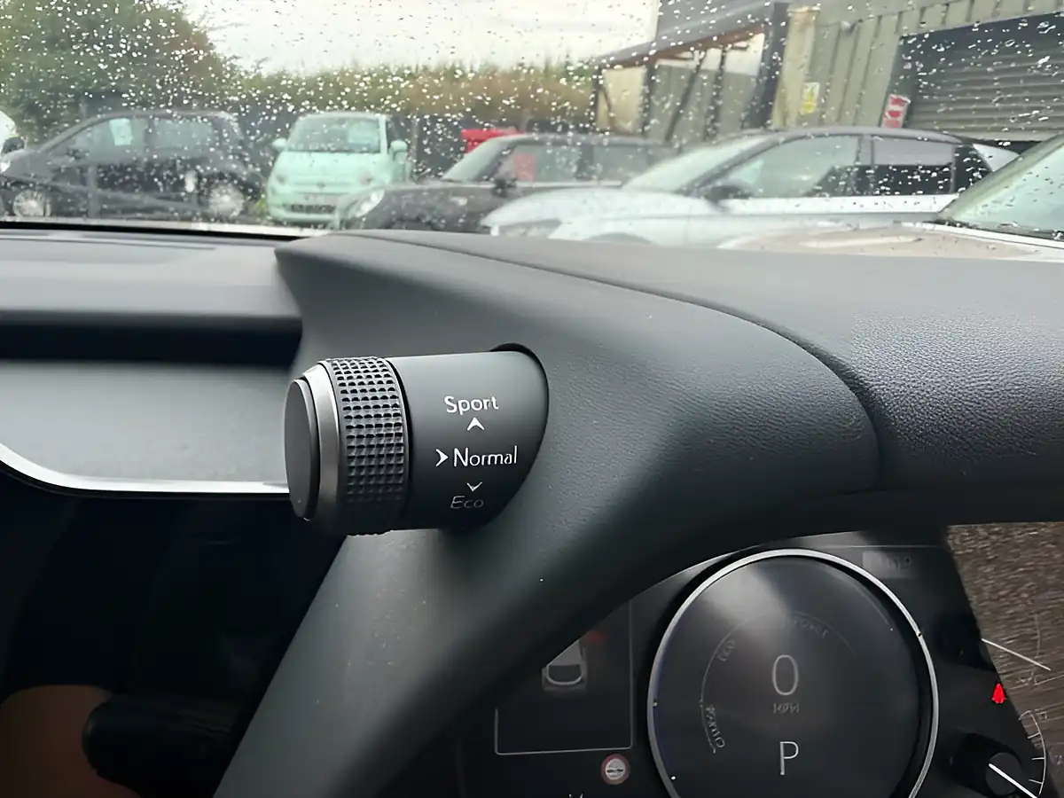 Used 2023 Lexus Ux F Sport Design Silver - Interior and Exterior details 13