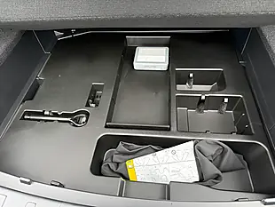 Used 2023 Lexus Ux F Sport Design Silver - Interior and Exterior details 16