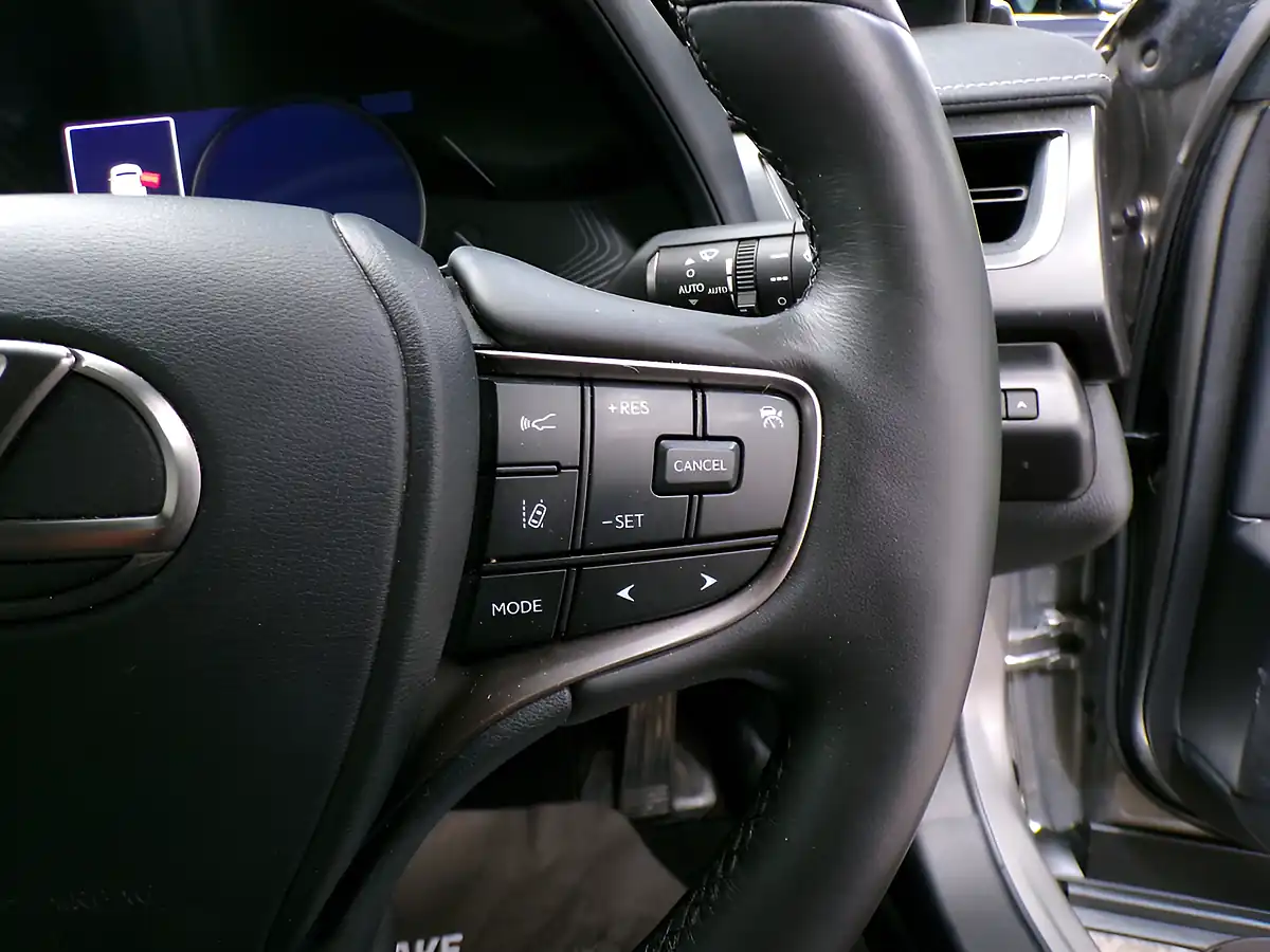 Used 2023 Lexus Ux F Sport Design Silver - Interior and Exterior details 15