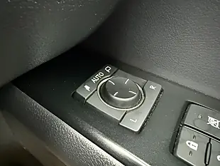 Used 2023 Lexus Ux F Sport Design White - Interior and Exterior details 14