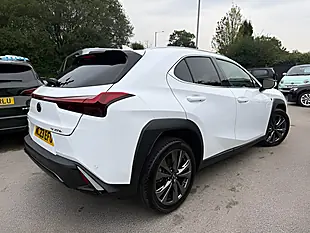 Used 2023 Lexus Ux F Sport Design White - Interior and Exterior details 6