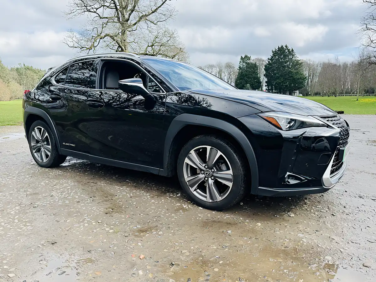 Used 2023 Lexus Ux SUV Black - Front View