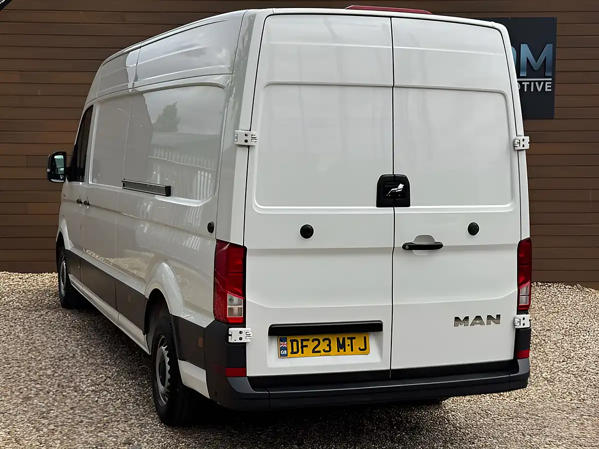 Used 2023 Man Tge Lion Xs White - Interior and Exterior details 7
