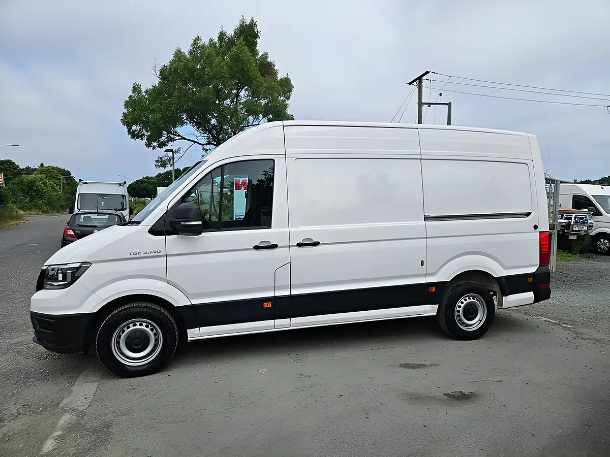 Used 2023 Man Tge Lion Xs White - Interior and Exterior details 5