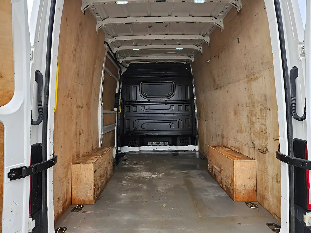 Used 2023 Man Tge Lion Xs White - Interior and Exterior details 9