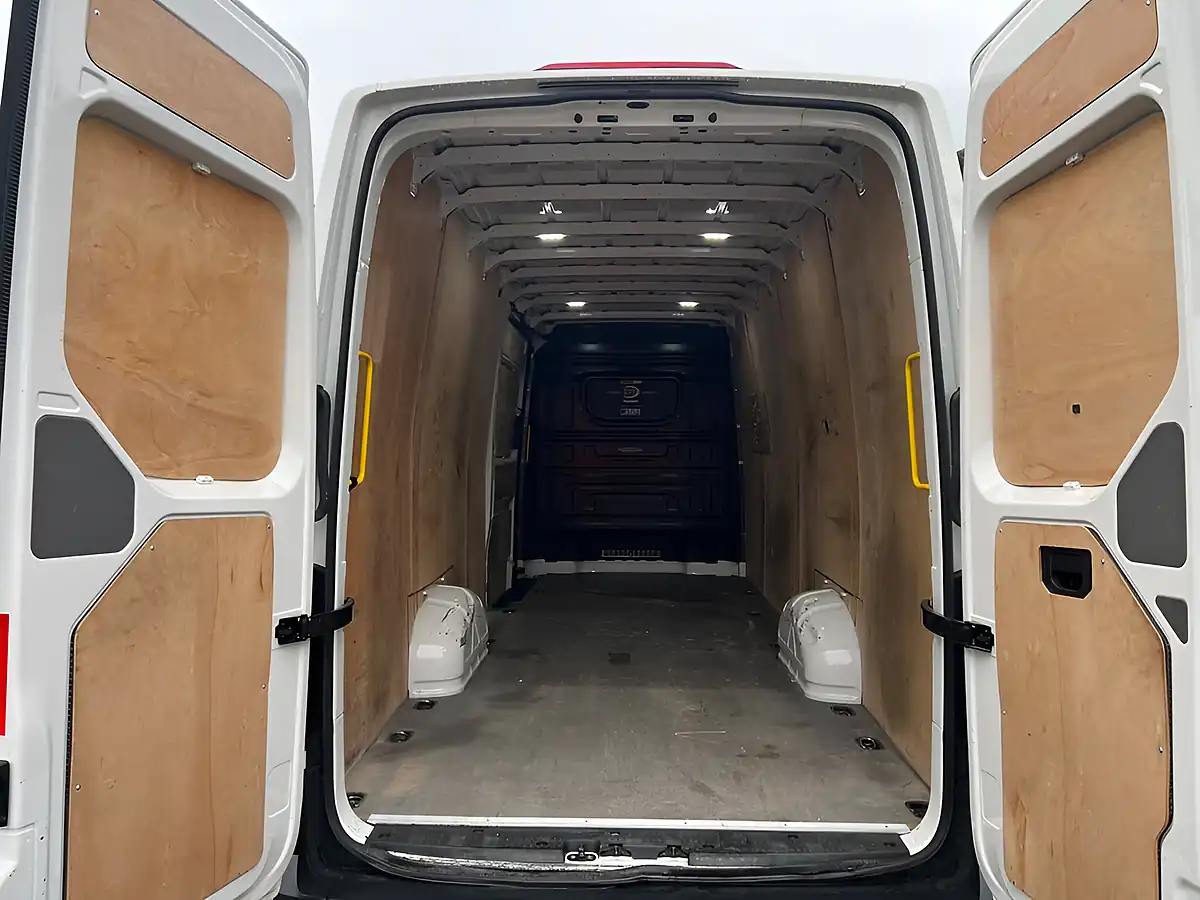 Used 2023 Man Tge Lion Xs White - Interior and Exterior details 9