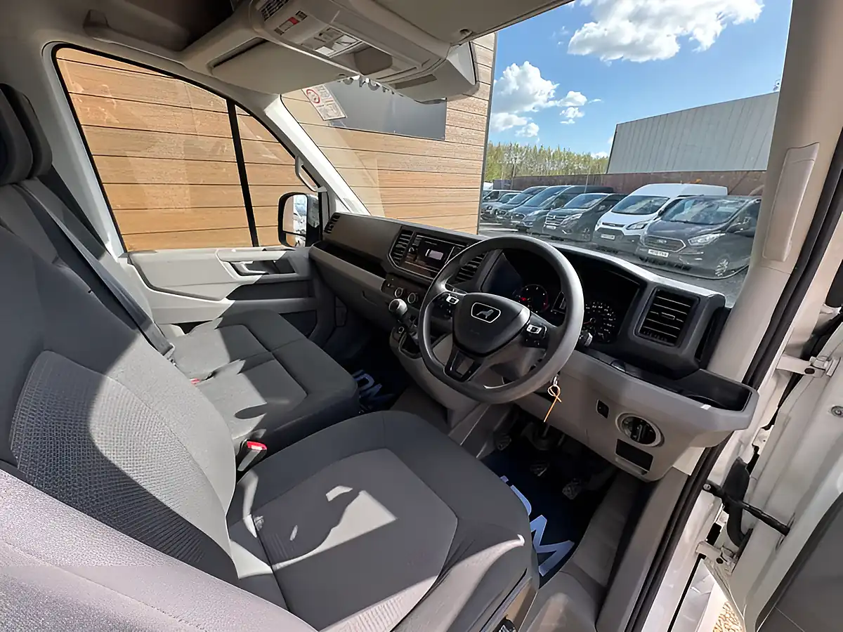 Used 2023 Man Tge Lion Xs White - Interior and Exterior details 17