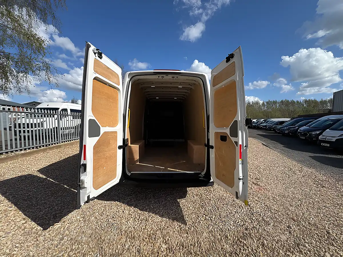 Used 2023 Man Tge Lion Xs White - Interior and Exterior details 5