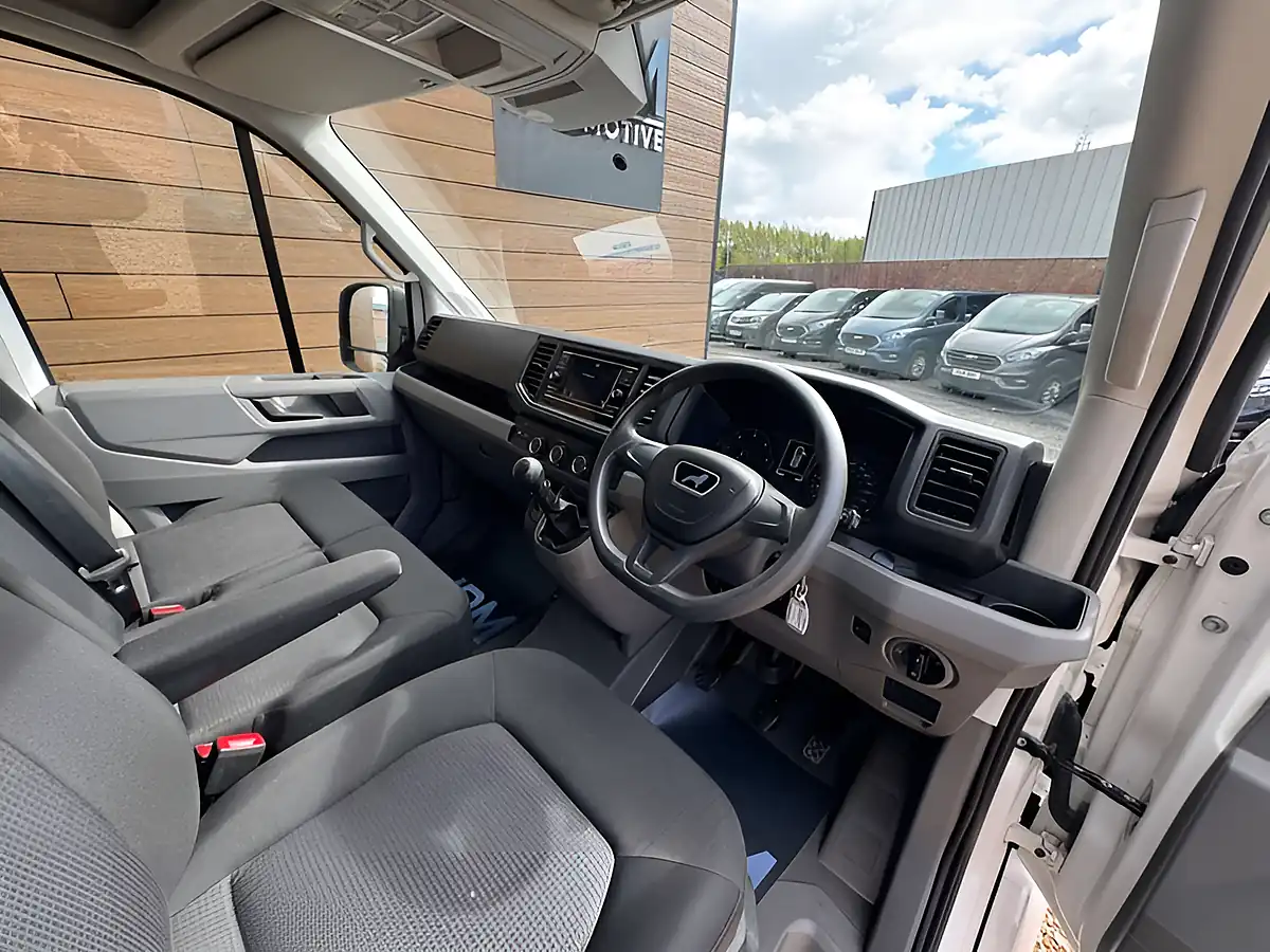 Used 2023 Man Tge Lion Xs White - Interior and Exterior details 17